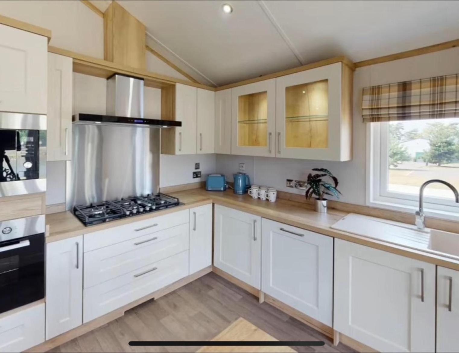 Golden Anchor - The Oakland Lodge - Coastal Caravan Breaks Chapel Saint Leonards Luaran gambar